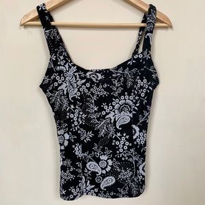 Black and White Floral Print Structured Tank Top